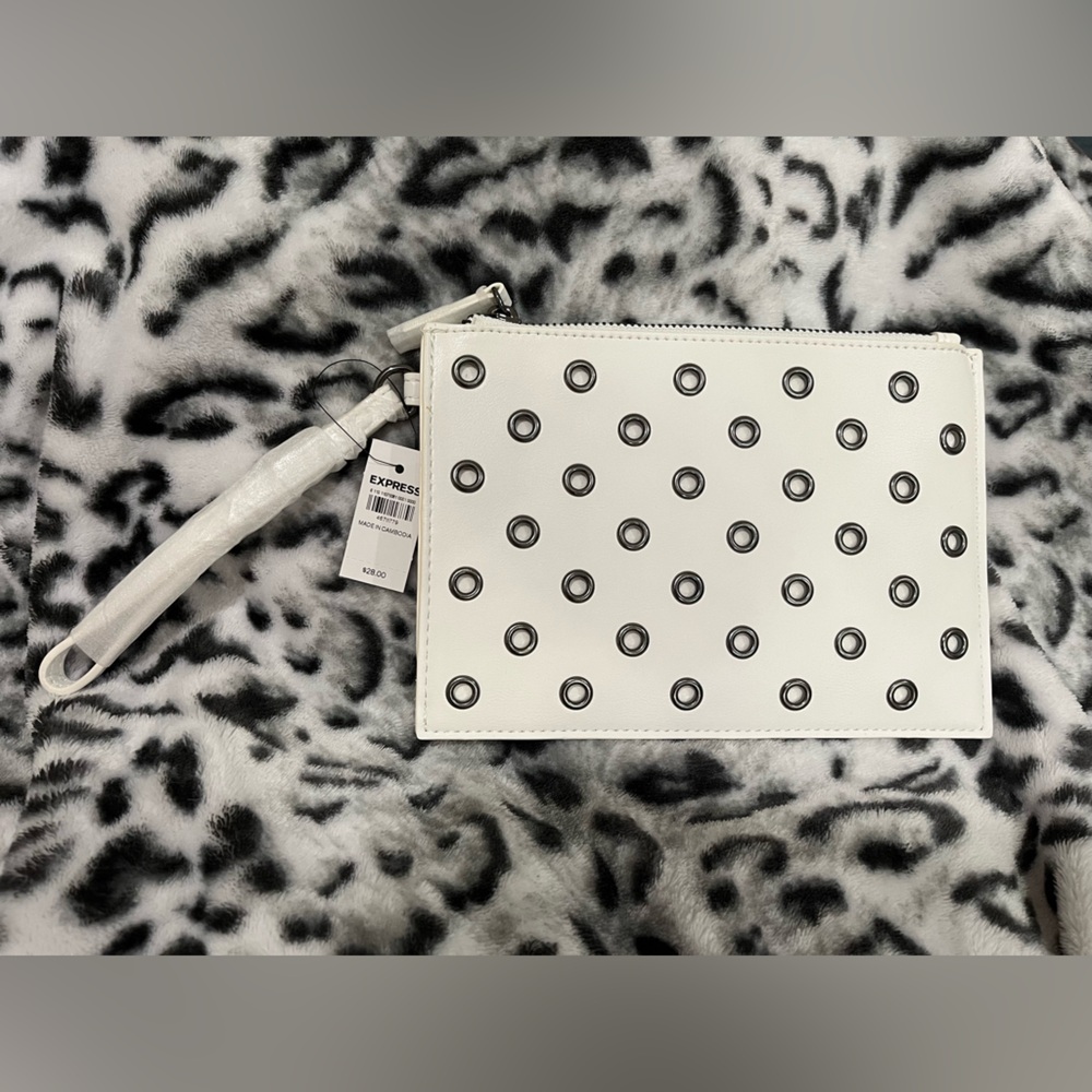 NWT Express White Wristlet with Gunmetal Grommet Embellishments